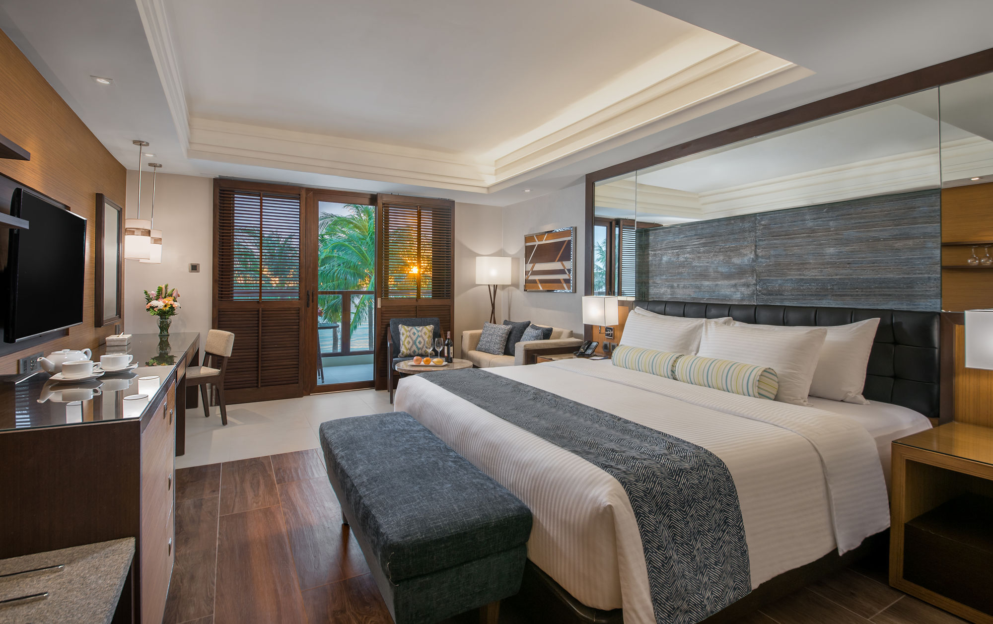 Henann Prime Beach Resort Balabag  Exterior foto